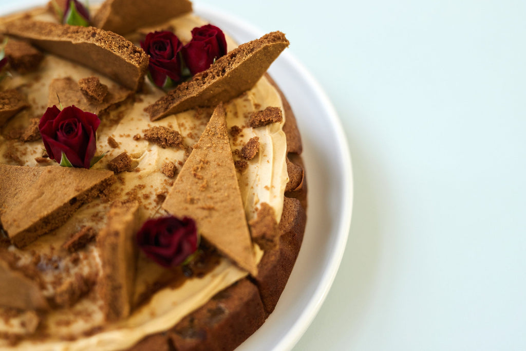 Feijoa, Molasses and Ginger Cake Recipe
